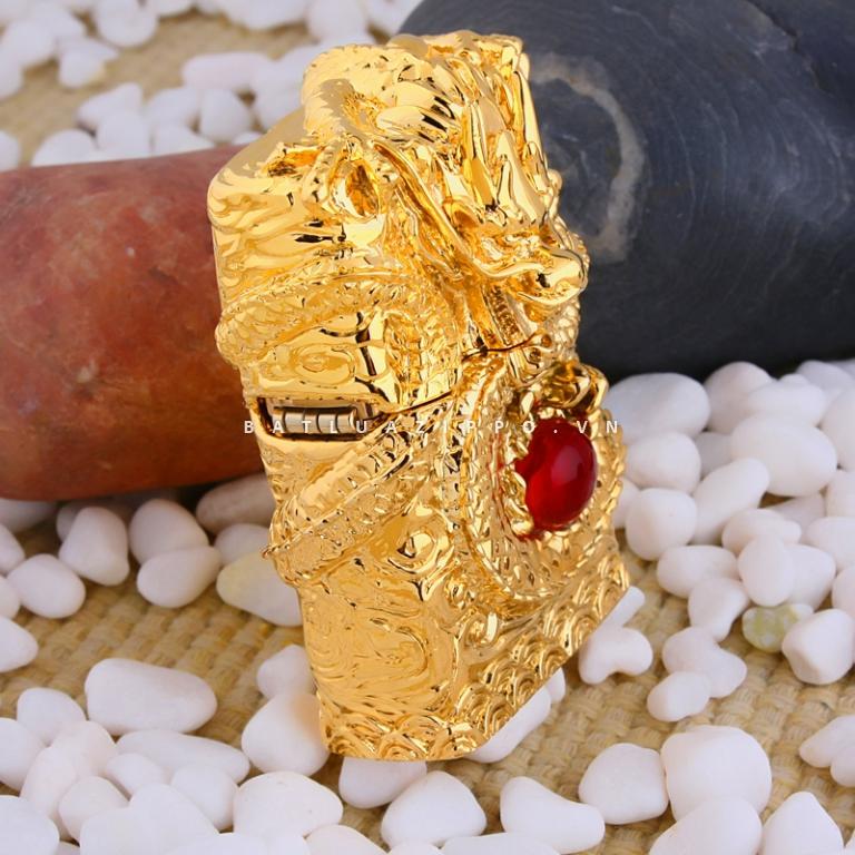 Bật lửa Zippo chính hãng phiên bản rồng vàng quấn ngọc đỏ