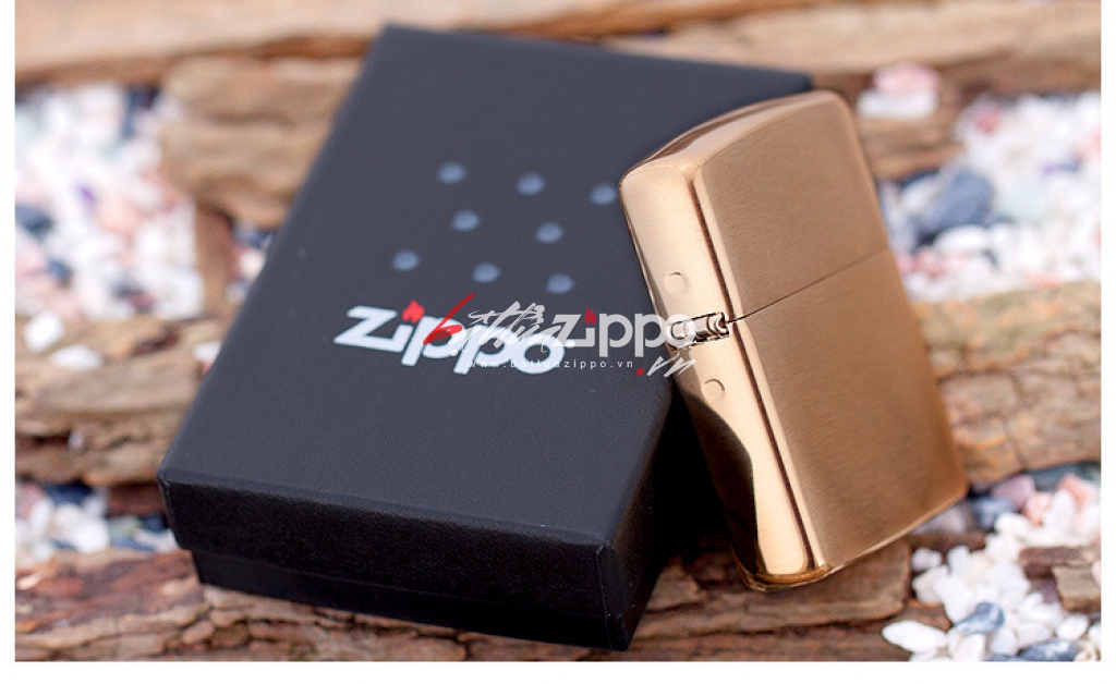 Bật Lửa Zippo Vỏ Dày Đồng Vàng Vân Xước Ngang - SKU 168 – Zippo Armor Brushed Brass
