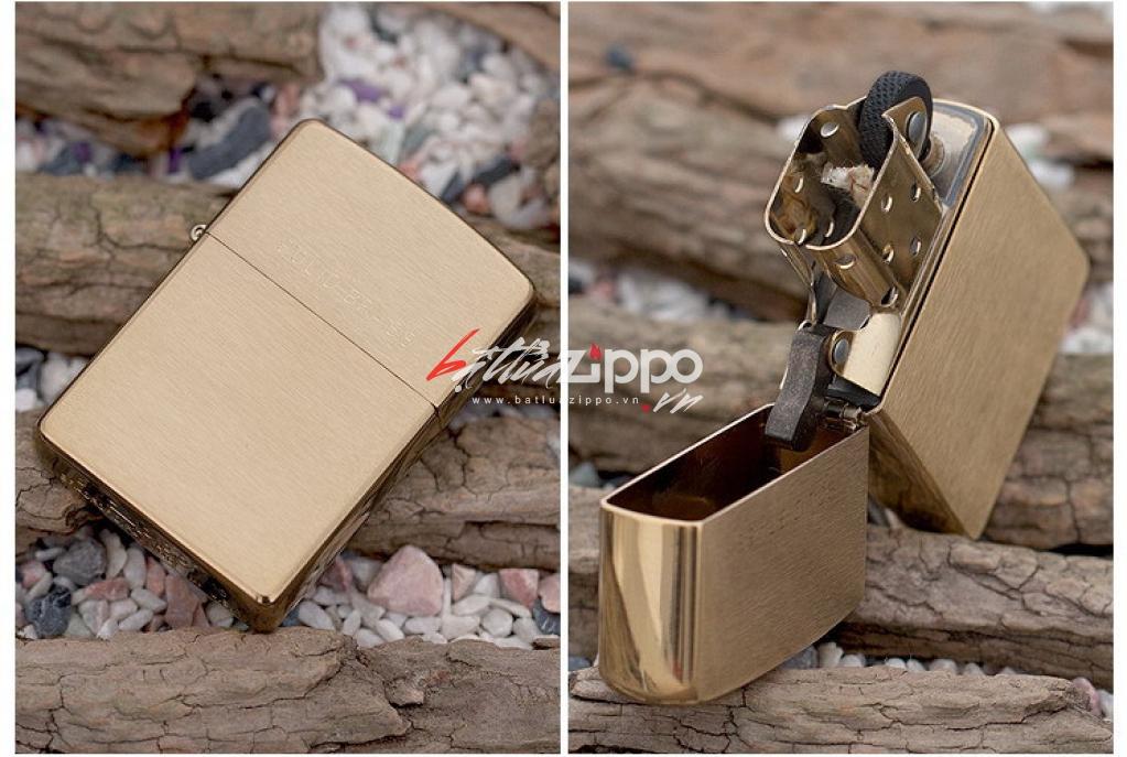 Bật Lửa Zippo Đồng Vân Xước Ngang Khắc Chữ SOLID BRASS - SKU 204 – Zippo Brushed Brass Engraved