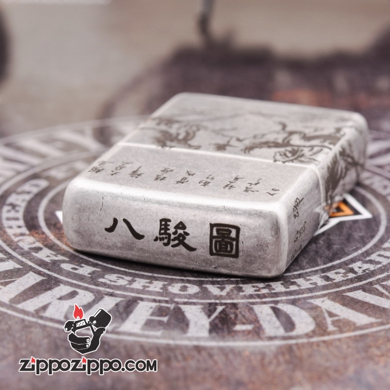 Bật Lửa Zippo 121FB Bạc Cổ Khắc Tranh Bát Mã Truy Phong