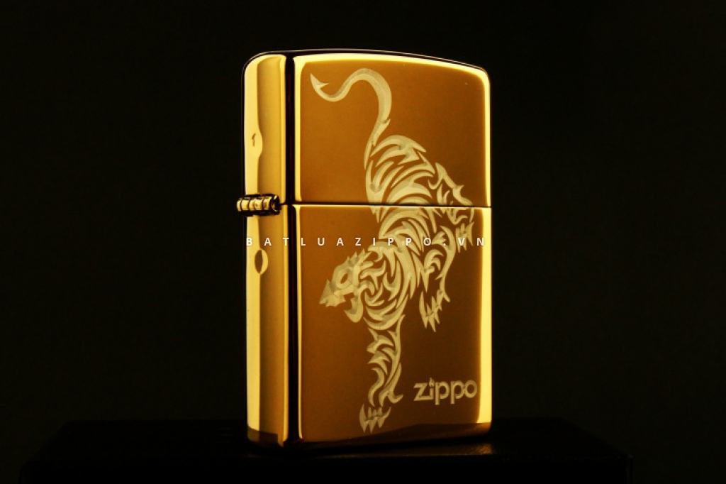 Bật lửa Zippo chính hãng vàng ìn hình hổ