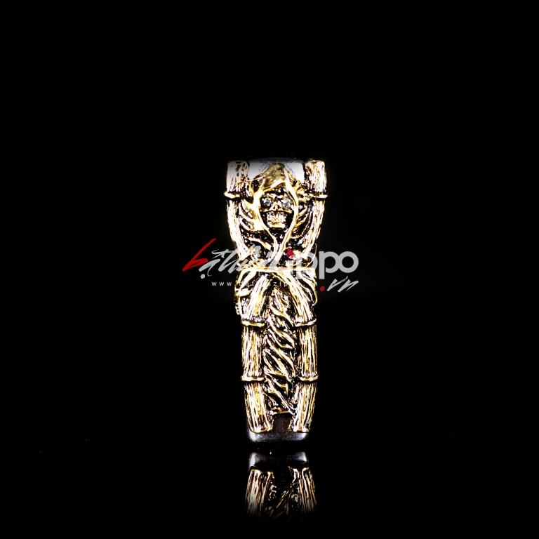 Bật lửa Chính hãng Zippo Hàn Quốc phiên bản của hoa mạ vàng cát đen chết Skull