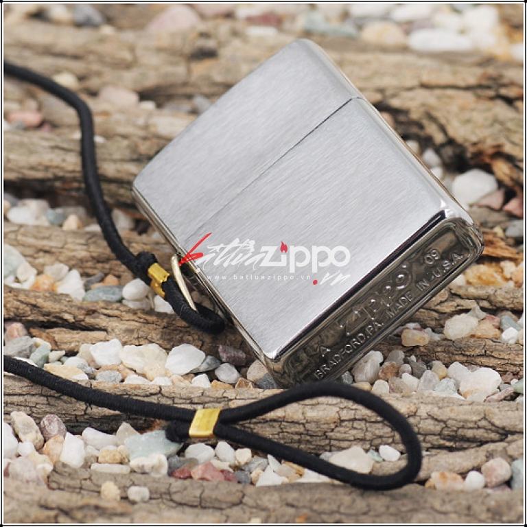 Bật lửa zippo chính hãng Forsaken
