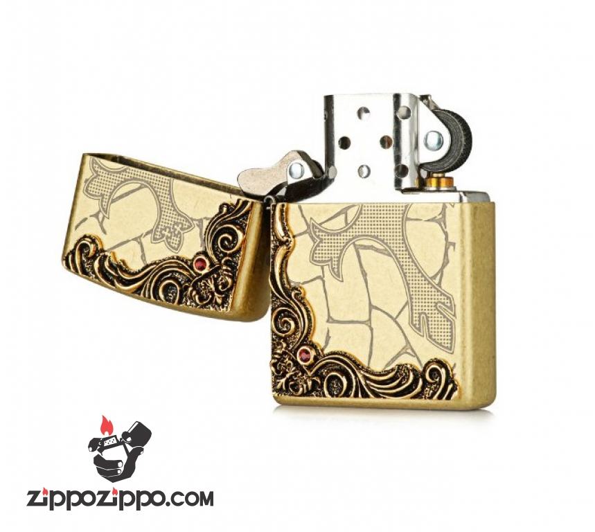Bật lửa Zippo đồng khắc Chữ Thập họa tiết nổi