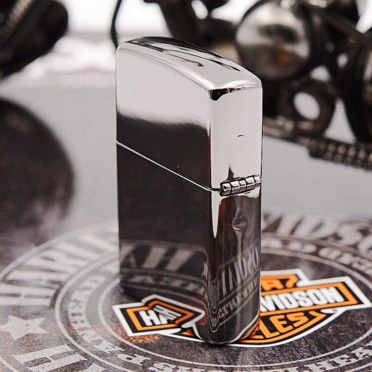 Zippo Chính Hãng Phiên Bản Hàn Quốc Gold Cobra (Black Ice)