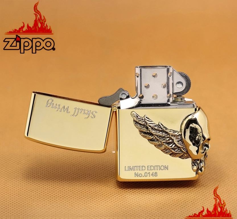 Bật lửa zippo Đầu lâu - skull wing mạ vàng phiên bản Limited