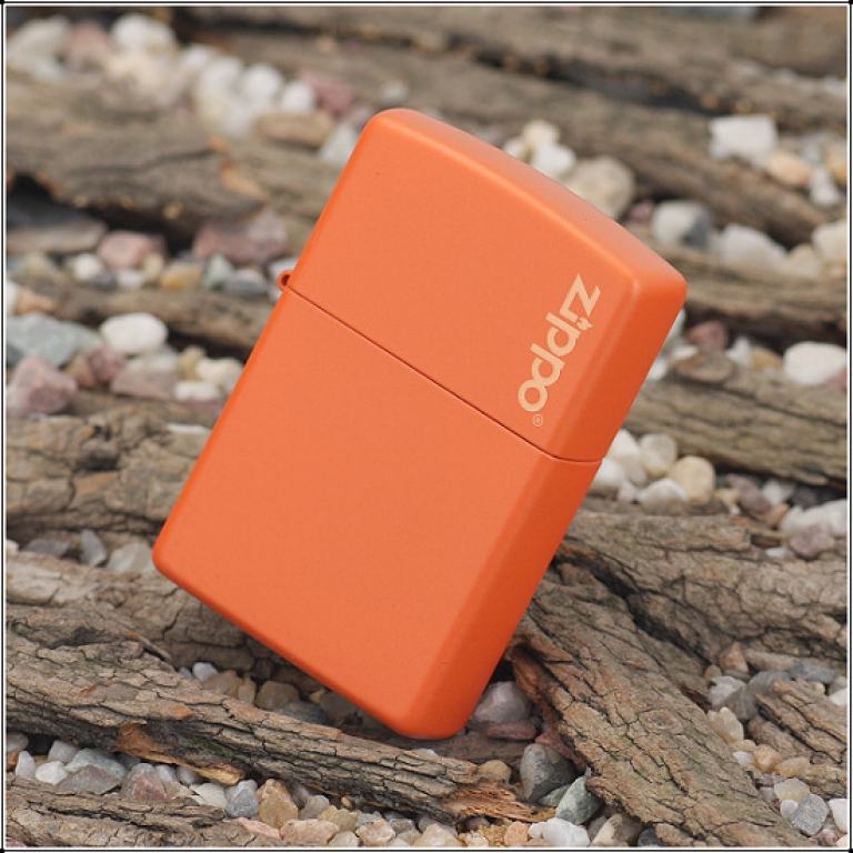 Bật Lửa Zippo Sơn Tĩnh Điện Màu Cam - Logo Zippo SKU 231ZL – Zippo Orange Matte With Zippo Logo