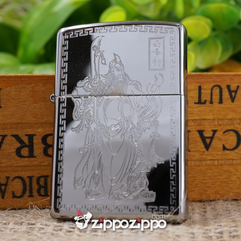 bật lửa zippo mầu bạc khắc hình quan công