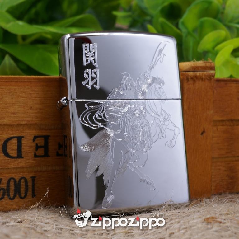 bật lửa zippo mầu bạc khắc quan công cưỡi ngựa