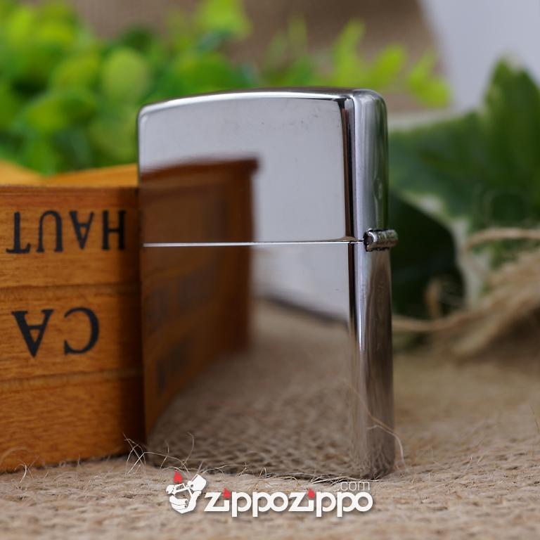 Bật lửa zippo mầu bạc khắc huân chương việt nam