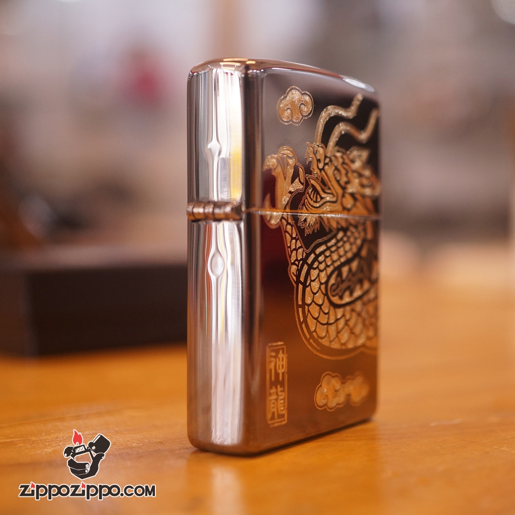 Zippo khắc rồng mạ vàng mầu đen