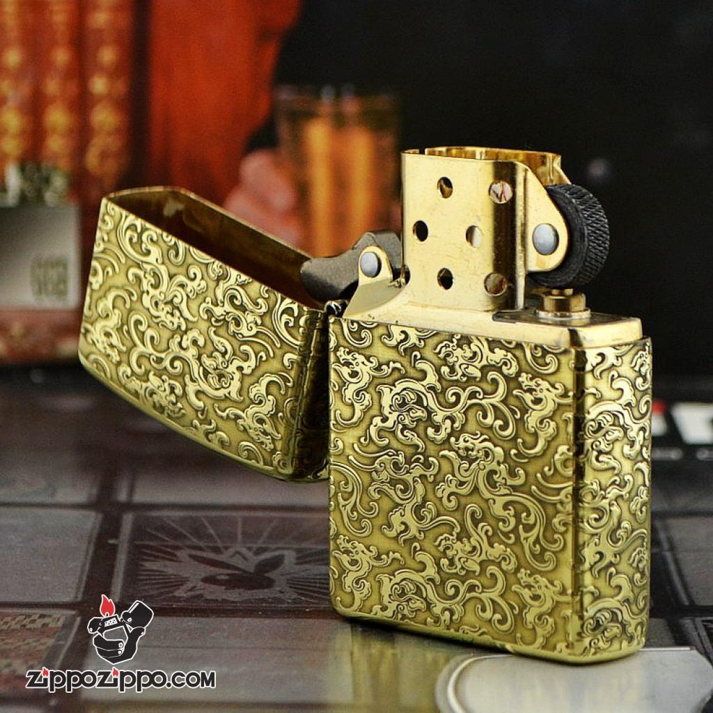 Bật lửa Zippo phiên bản chạm khắc nổi mây bao quanh