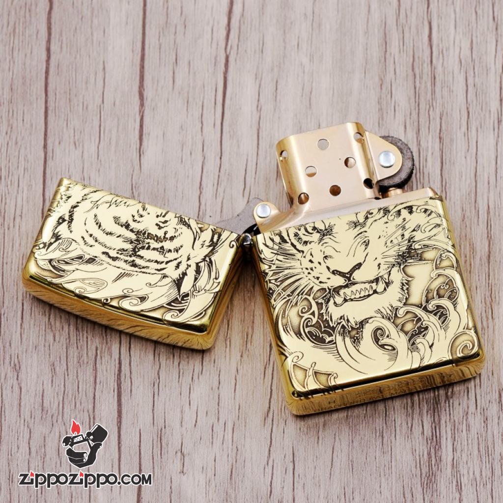 Bật lửa Zippo đồng khối khắc Hổ và móng vuốt