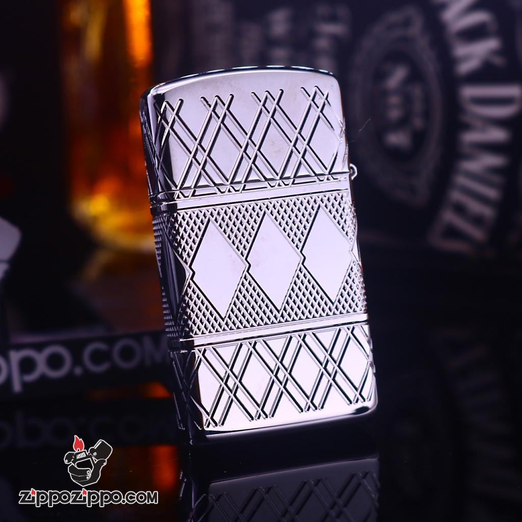 Zippo Slim Armor họa tiết kim cương gằn viên pha lê trắng