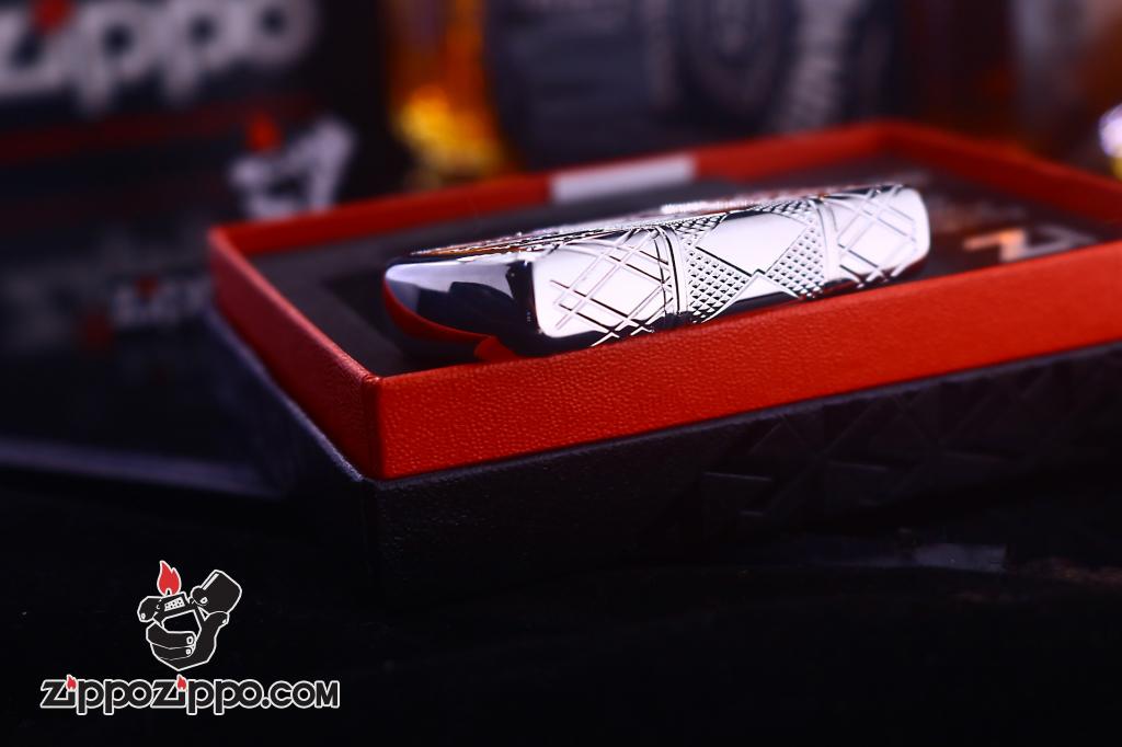 Zippo Slim Armor họa tiết kim cương gằn viên pha lê trắng