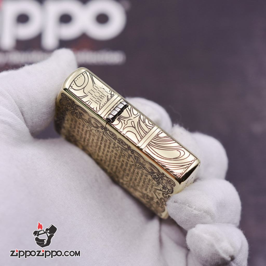Bật Lửa Zippo Khắc Chữ Thập Và Kinh Thánh Màu Vàng Bản Ốp Nổi