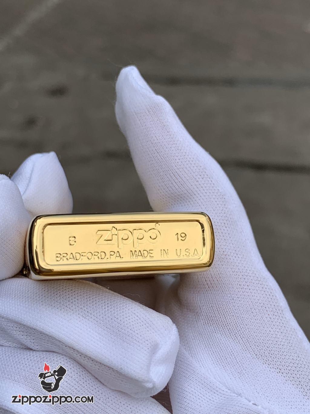Bật Lửa Zippo Chính Hãng Xuất Nhật Khắc Mười Tám Sao La Bàn Khảm Trai Màu Vàng       