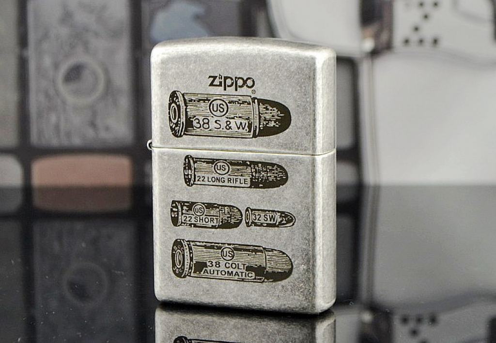 Bật Lửa Zippo Chính Hãng Khắc Năm Viên Đạn Mạ Antique Silver