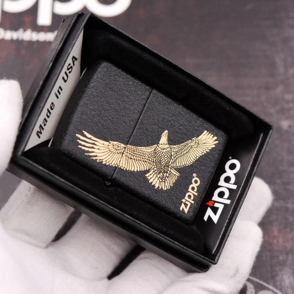 Bật Lửa Zippo Đen Nhám Khắc Đại Bàng Sải Cánh