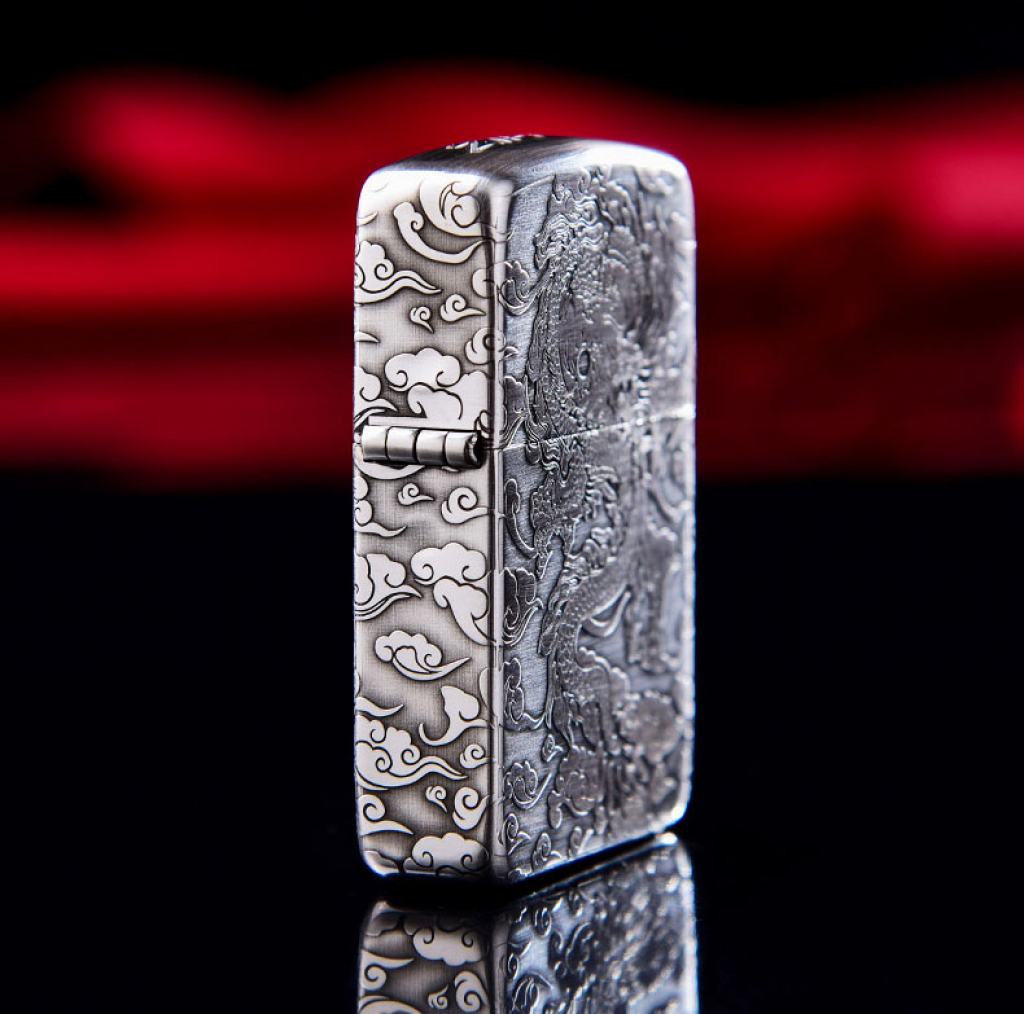 Bật Lửa Zippo Bạc Nguyên Khối Cao Cấp Khắc Rồng Nhả Ngọc Phiên Bản 1941