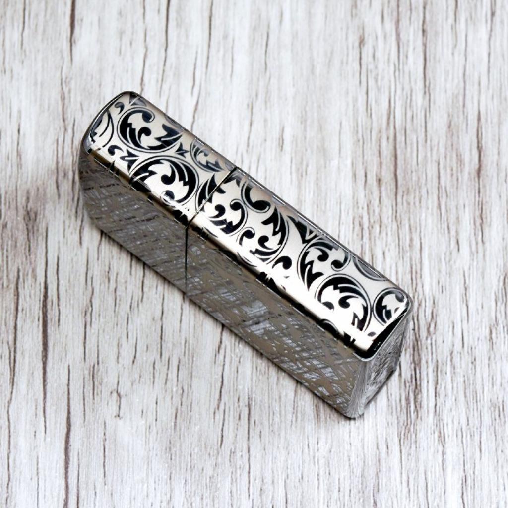 Bật Lửa Zippo Chính Hãng Khắc Hoa Văn Thánh Giá Đen Bóng