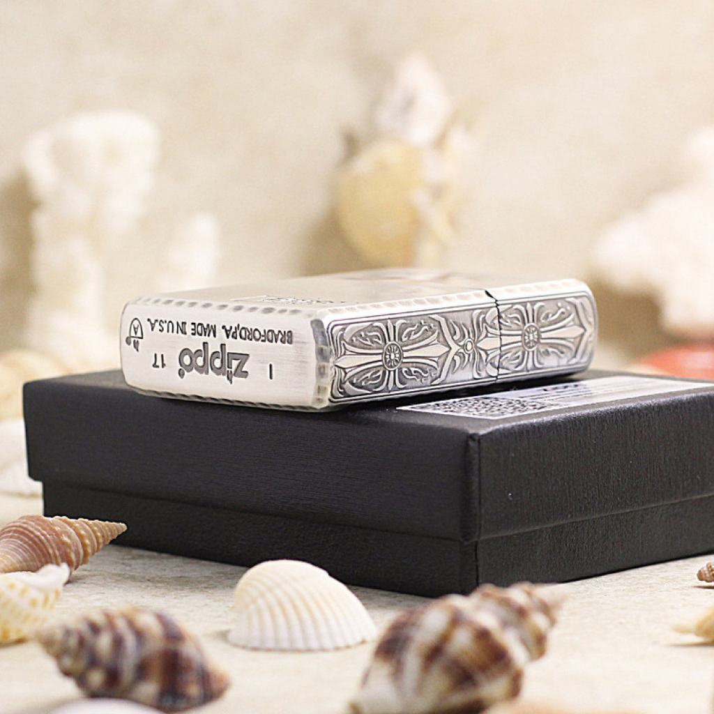 Zippo Chính Hãng Màu Bạc Khắc Chữ Thập Quanh Viền Vỏ Dày Armor Giới Hạn