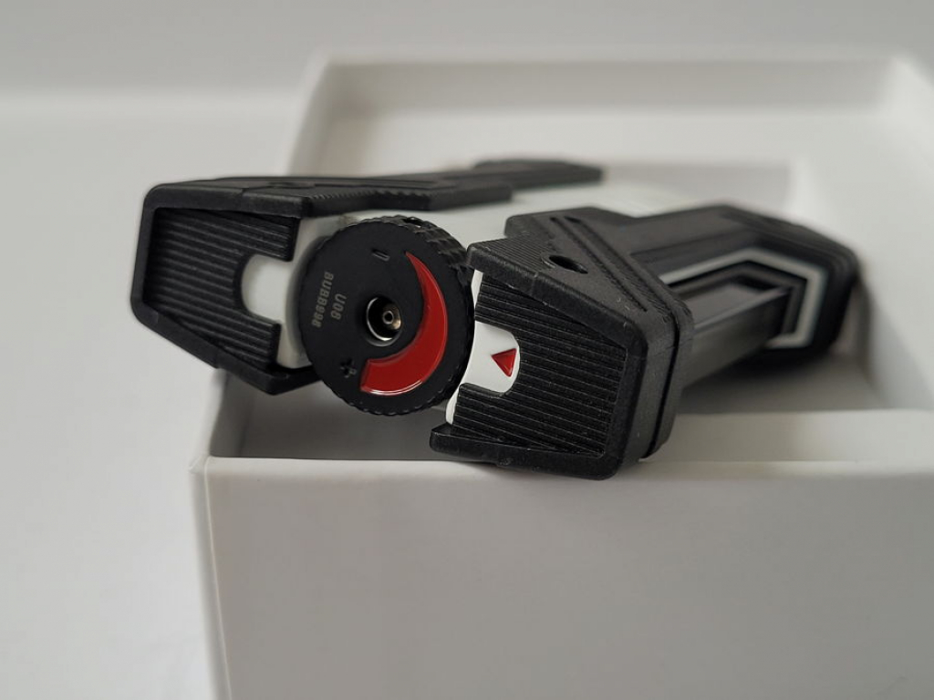 S.T. Dupont Dual XXtreme, Defi Extreme White & Black Lighter 021603