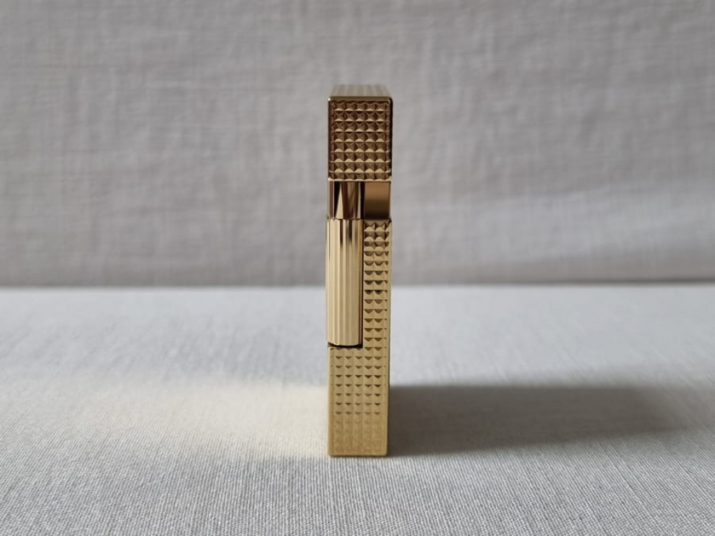 S.T Dupont Ligne2 Diamond Head Gold Plated 016284