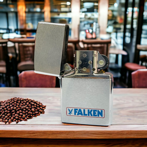 BẬT LỬA ZIPPO 1991 CHỦ ĐỀ FALKEN