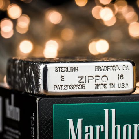 Bật Lửa Zippo Bạc Nguyên Khối Cao Cấp Khắc Hoa Văn Xung Quanh Thánh Giá Phiên Bản 1941