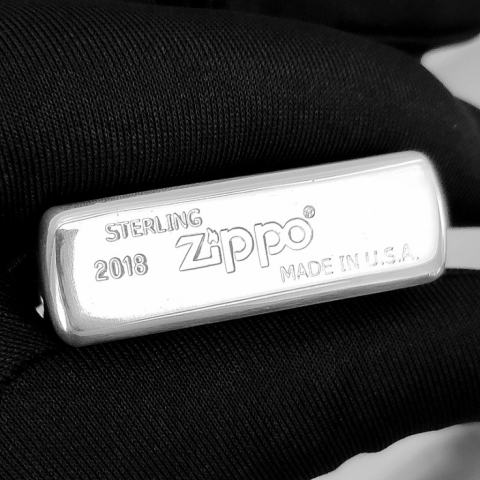 Bật Lửa Zippo Bạc Nguyên Khối Khắc Lô Gô Marlboro Bản Vỏ Mỏng