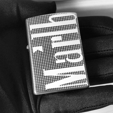 Bật Lửa Zippo Bạc Nguyên Khối Khắc Lô Gô Marlboro Bản Vỏ Mỏng