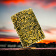 BẬT LỬA ZIPPO  BẢN ĐỒNG TRƠN KHẮC HÌNH 3D RỒNG 2 MẶT PHIÊN BẢN 3 SIÊU NÉT