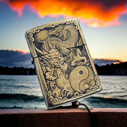 BẬT LỬA ZIPPO BẢN ĐỒNG TRƠN KHẮC HÌNH RỒNG ÂM DƯƠNG SIÊU SẮC NÉT