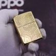 Bật Lửa Zippo Chạm Khắc Họa Tiết Ngọn Lửa Cổ Điển