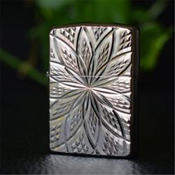 Bật lửa Zippo Chích Hãng phiên bản Amor khắc hoa bạc - Mã SP: ZPC1971