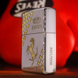 Bật lửa Zippo chĩnh hãng động mạ chrome khắc Ferrari