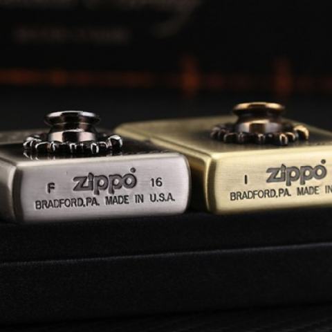 Bật Lửa Zippo Chính Hãng Phien Bản Xuất Nhật Ốp Viên Đạn Cổ Điển