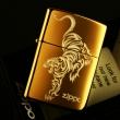 Bật lửa Zippo chính hãng vàng ìn hình hổ