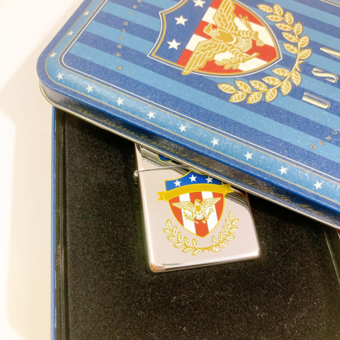 Bật Lửa Zippo Chủ Đề Quốc Huy Mỹ Sản Xuất Năm 1996