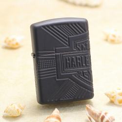 Bật Lửa Zippo Đen Sơn Đánh Dấu Lễ Kỷ Niệm Hàng Năm Của Harley - Mã SP: ZPC3175