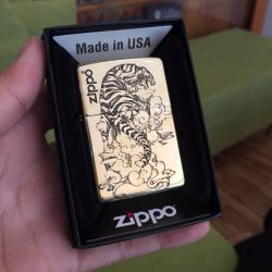 Bật Lửa Zippo Đồng Khắc Hình Chúa Sơn Lâm Dũng Mãnh - Mã SP: ZPC2285