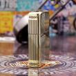 Bật lửa Zippo đồng khối khắc ô vuông kẻ sọc