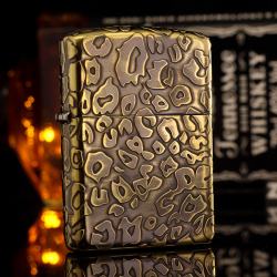 Bật lửa Zippo đồng nguyên khối dập họa tiết da báo - Mã SP: ZPC0902