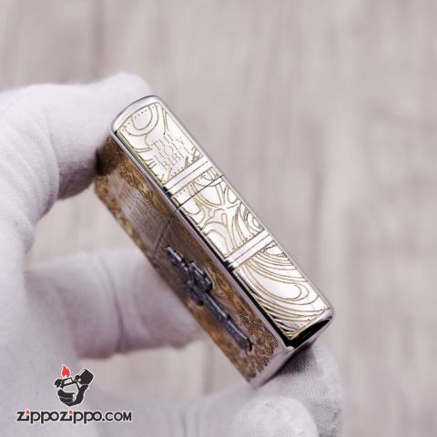 Bật Lửa Zippo Khắc Chữ Thập Và Kinh Thánh Màu Bạc Bản Ốp Nổi Aromr