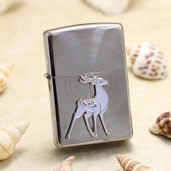 Bật Lửa Zippo Khắc Đồng Tâm Ốp Thần Rừng Hưu - Mã SP: ZPC2650