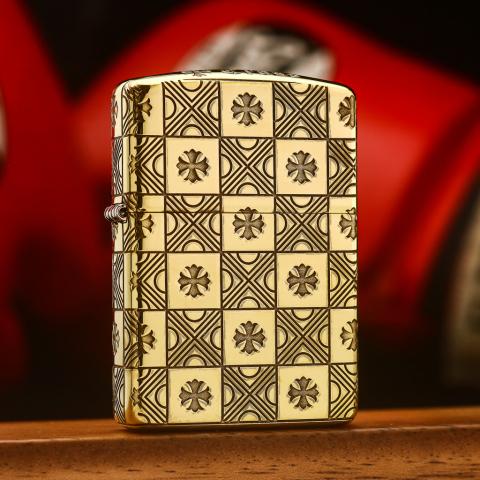 Bật lửa zippo khắc hoa văn ý Caro bản armor đồng bóng