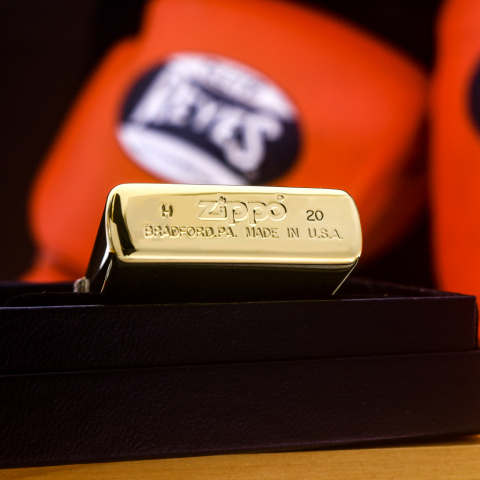 Bật lửa zippo khắc lứa tuổi vàng bản đồng bóng - zippo the gorlden age