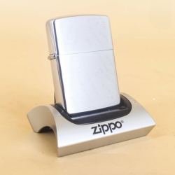 BẬT LỬA ZIPPO LA MÃ 2 MẶT XƯỚC CỔ ĐIỂN NĂM 1965 - Mã SP: ZPC4165