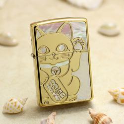 Bật Lửa Zippo Mạ Vàng Khảm Trai Ngà  Mèo Thần Tài May Mắn - Mã SP: ZPC3127